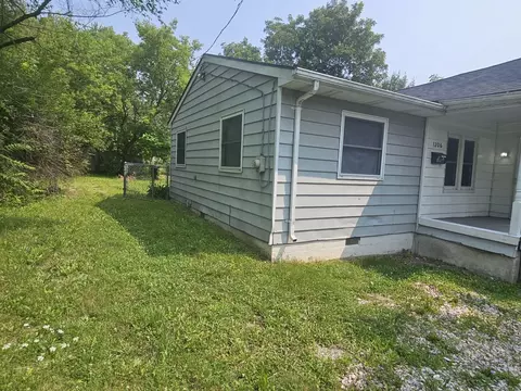 1206 Markham, Flint, MI 48507 photo 2