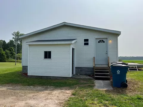 1905 W Saganing, Bentley, MI 48613 photo 8