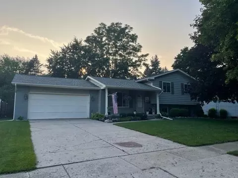 538 Sun Mnr, Flushing, MI 48433