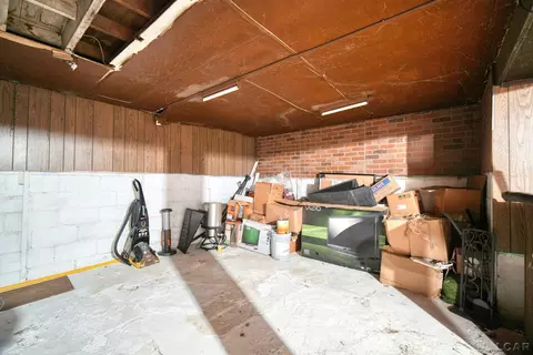 511 Elm, Adrian, MI 49221 photo 17