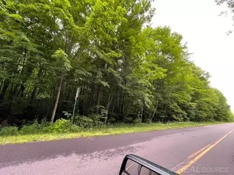 12395 E Shr, Bergland, MI 49910 photo 2