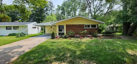 1813 Briarwood, Flint, MI 48507