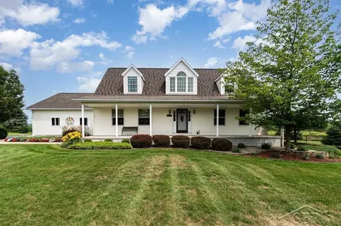 6835 Hupfer, Freeland, MI 48623
