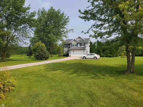 9268 Hill, Goodells, MI 48027 photo 4