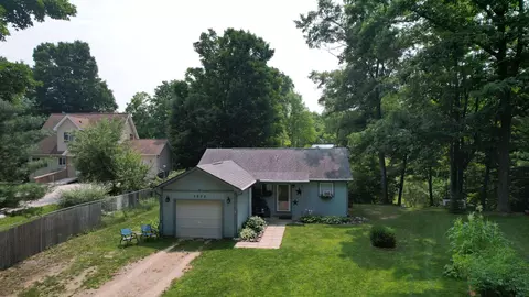 3232 Appletree, Farwell, MI 48622