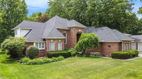 3276 Nickelby, Shelby Township, MI 48316