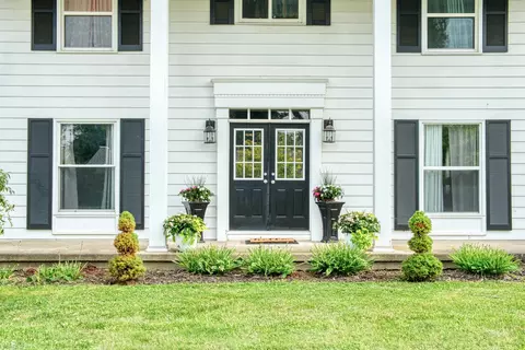 1521 Alturas, Owosso, MI 48867