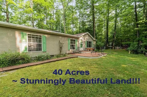 400 W Clarence, Harrison, MI 48625