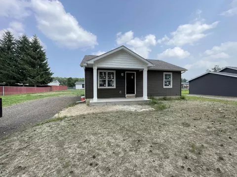 112 N Black, Croswell, MI 48422