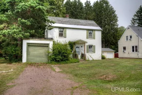 e5314 Sunset Road, Ironwood, MI 49938