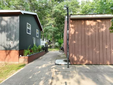 670 Lone Pne, Harrison, MI 48625 photo 3