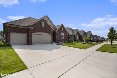 49840 Split Rock, Macomb, MI 48044 photo 3