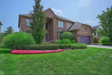 50578 Koss, Macomb, MI 48044 photo 2