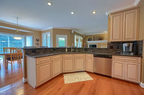 50578 Koss, Macomb, MI 48044 photo 14