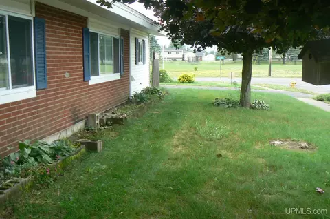 628 Liberator, Gwinn, MI 49841
