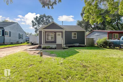 1924 Viola, Ortonville, MI 48462