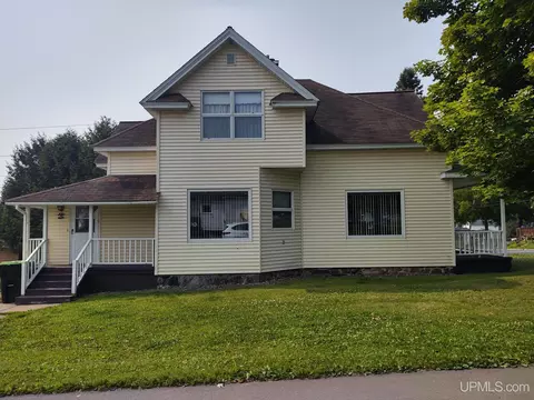 801 Stambaugh, Iron River, MI 49935