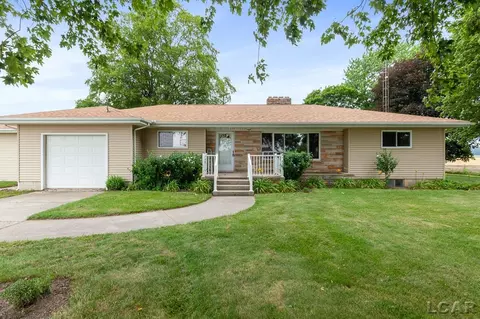13024 Silberhorn, Blissfield, MI 49228