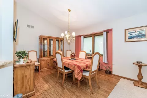46865 Fox Run, Macomb, MI 48044 photo 9