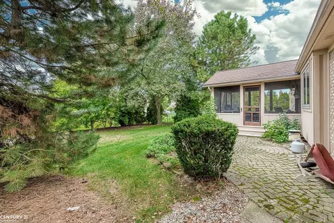 46865 Fox Run, Macomb, MI 48044 photo 30