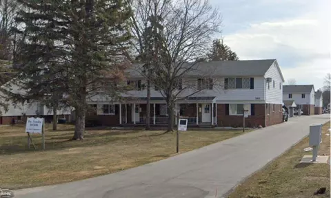587 Pointe Tremble Rd Apt 5 UNIT 11 -, Algonac, MI 48001