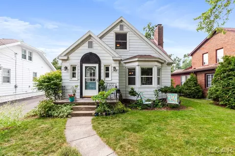1008 S Bowen, Jackson, MI 49203