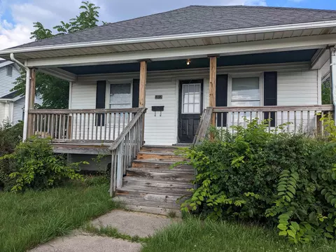 1912 S Jeffferson, Saginaw, MI 48601