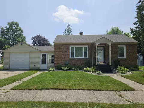 1843 Lessur, Saginaw, MI 48602