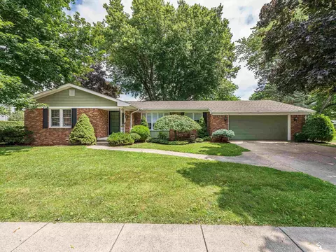 1596 Riverview, Monroe, MI 48162