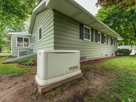 1596 Riverview, Monroe, MI 48162 photo 29