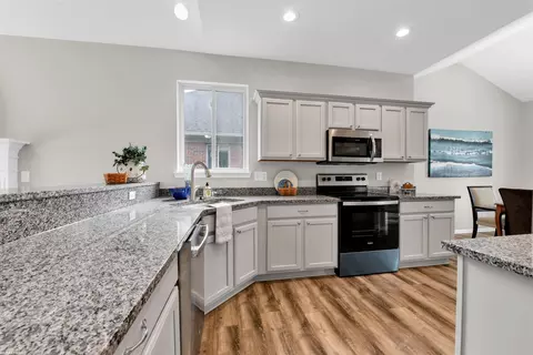 22589 Cass, Macomb, MI 48042 photo 12