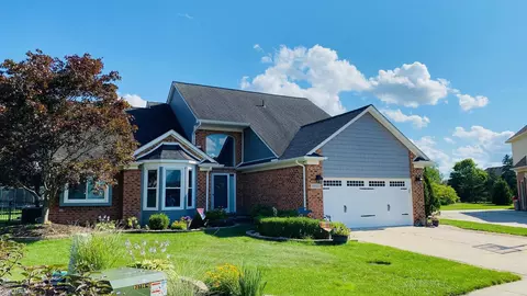 48452 Dunn, Macomb, MI 48044 photo 2