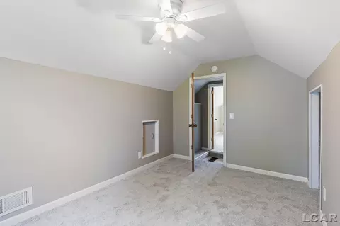 670 Lenawee, Adrian, MI 49221 photo 23