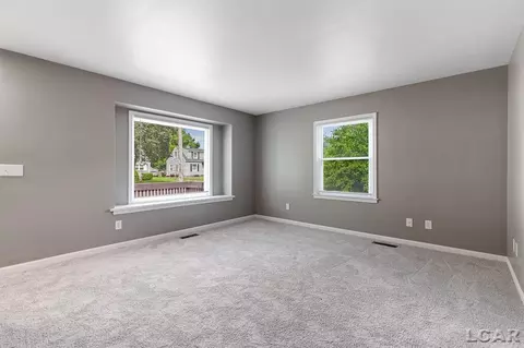 670 Lenawee, Adrian, MI 49221 photo 19