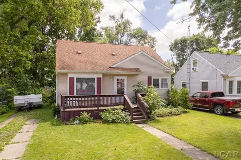 670 Lenawee, Adrian, MI 49221 photo 2