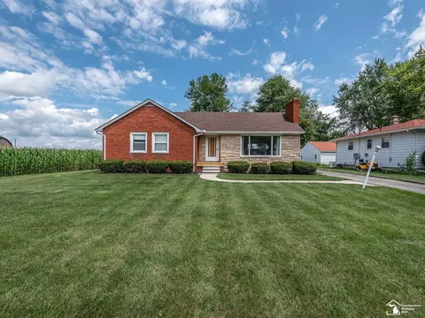 2950 N Custer, Monroe, MI 48162