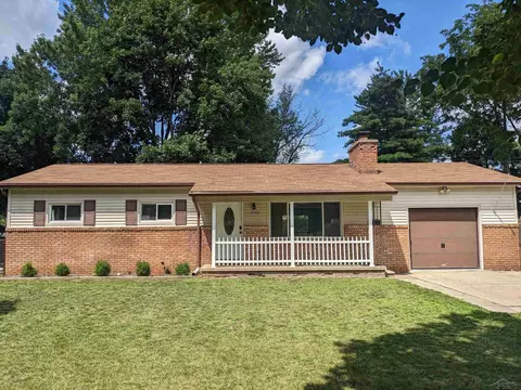 2009 Laurel, Midland, MI 48642