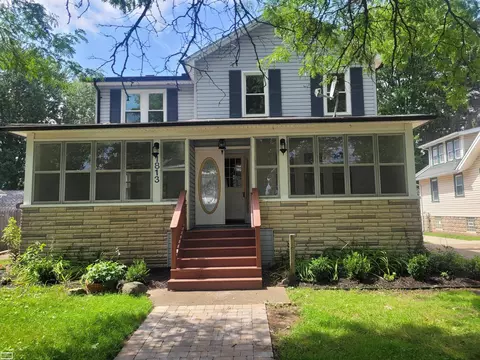1813 St Clair Riv, Algonac, MI 48001