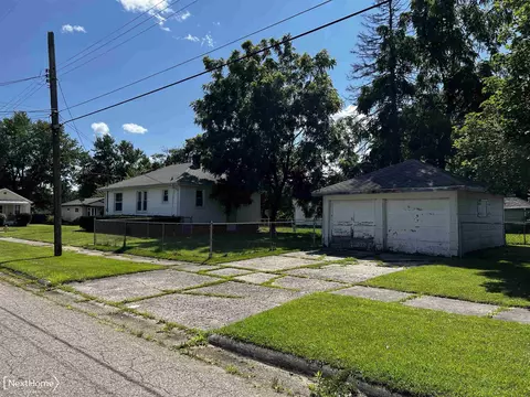 3202 Clairmont, Flint, MI 48503 photo 12