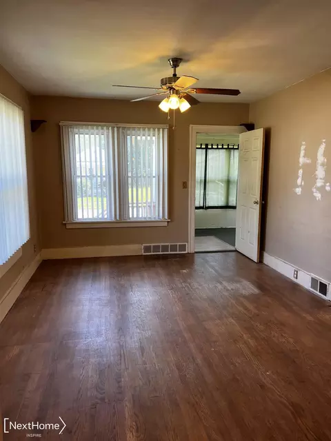 3202 Clairmont, Flint, MI 48503 photo 5