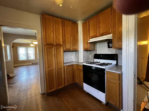 3202 Clairmont, Flint, MI 48503 photo 8
