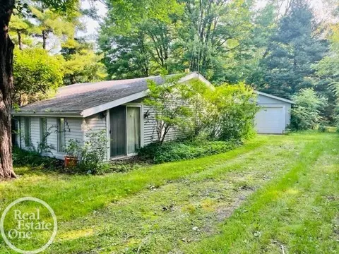 4028 Pine, Fort Gratiot, MI 48059