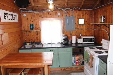 204 W Al Heiden, Harrison, MI 48625 photo 3
