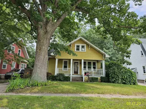 730 N 6th, Saint Clair, MI 48079