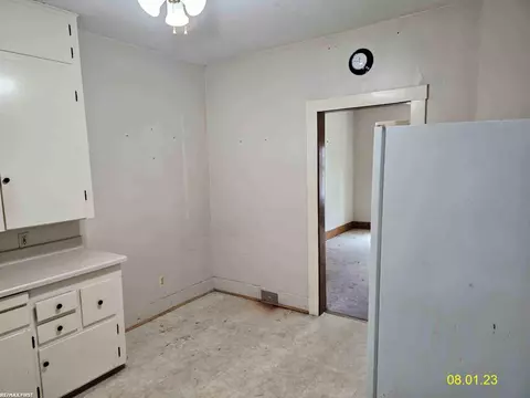 730 N 6th, Saint Clair, MI 48079 photo 10