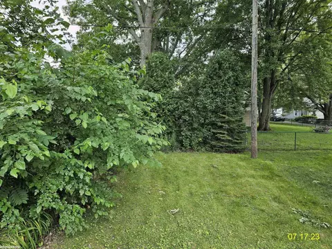 730 N 6th, Saint Clair, MI 48079 photo 31