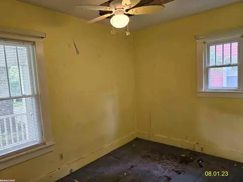 730 N 6th, Saint Clair, MI 48079 photo 14