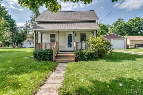 212 E South, Athens, MI 49011