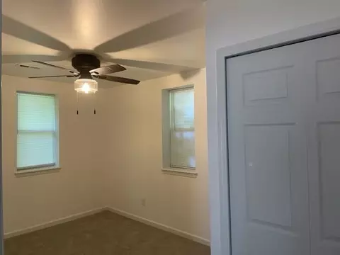 1398 Lynton, Flint, MI 48507 photo 8