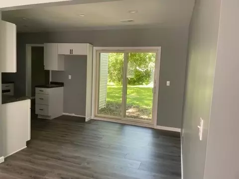 1398 Lynton, Flint, MI 48507 photo 5